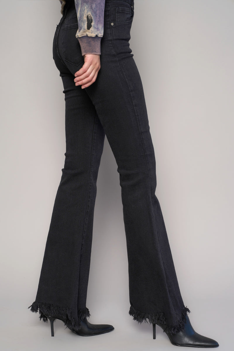 Fly to the Sky Cropped Slim Straight Jeans - Insanegene.com