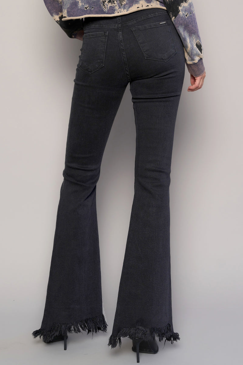 Fly to the Sky Cropped Slim Straight Jeans - Insanegene.com