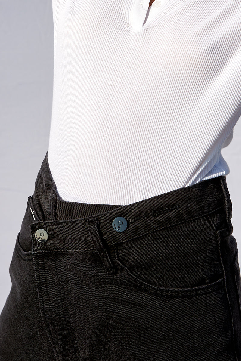 Weekend Crossover Jeans - Insanegene.com