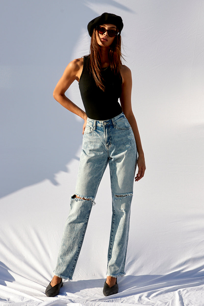 Love Her High Rise Straight Jeans - Insanegene.com