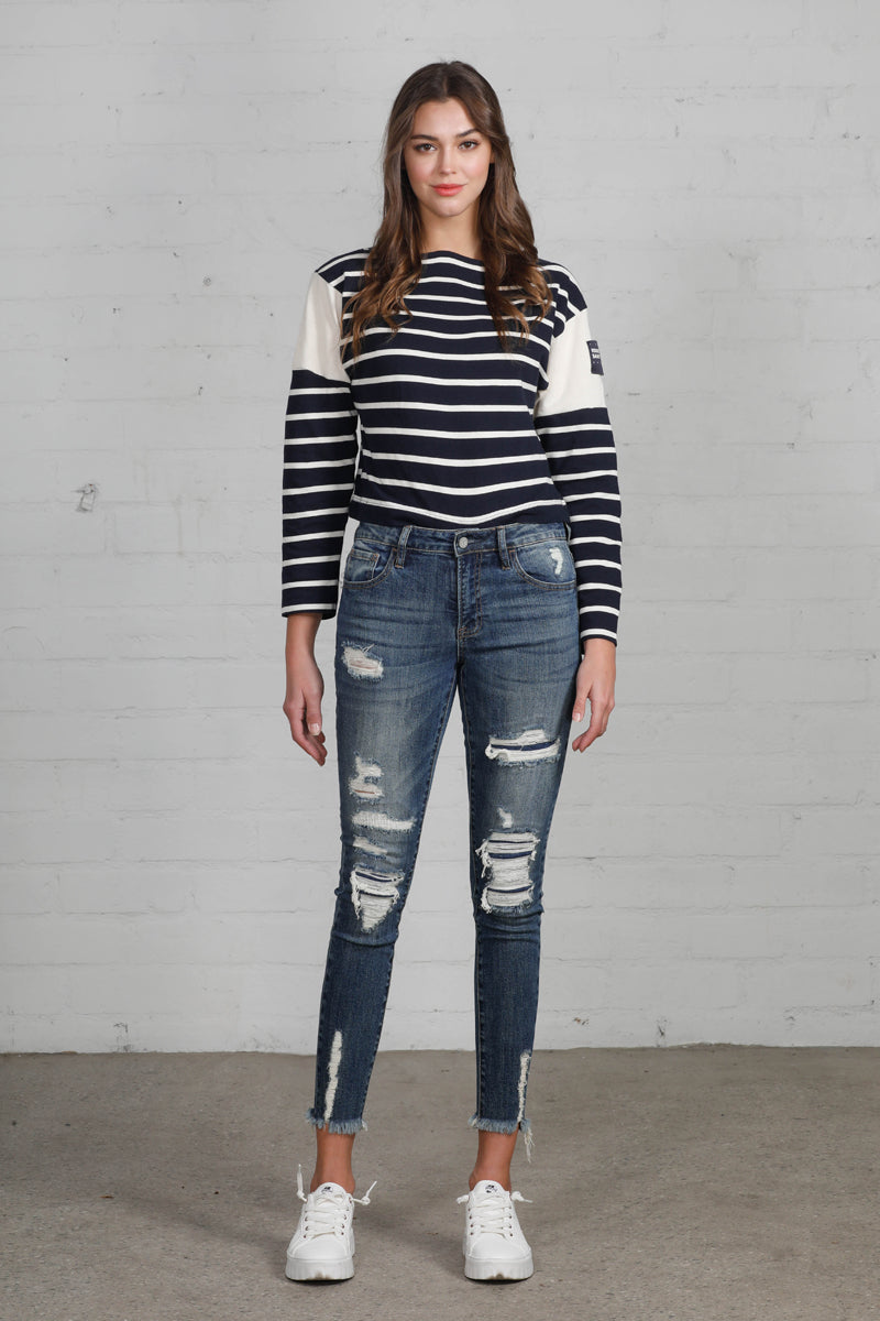 Conspicuous Mid Rise Ankle Skinny Jeans - Insanegene.com