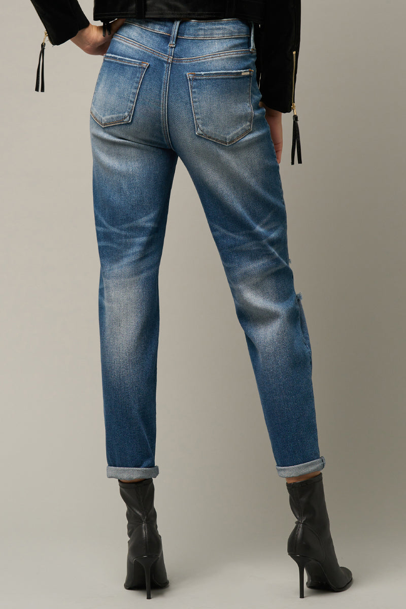 Dark Wash Girlfriend Stretched Jeans - Insanegene.com